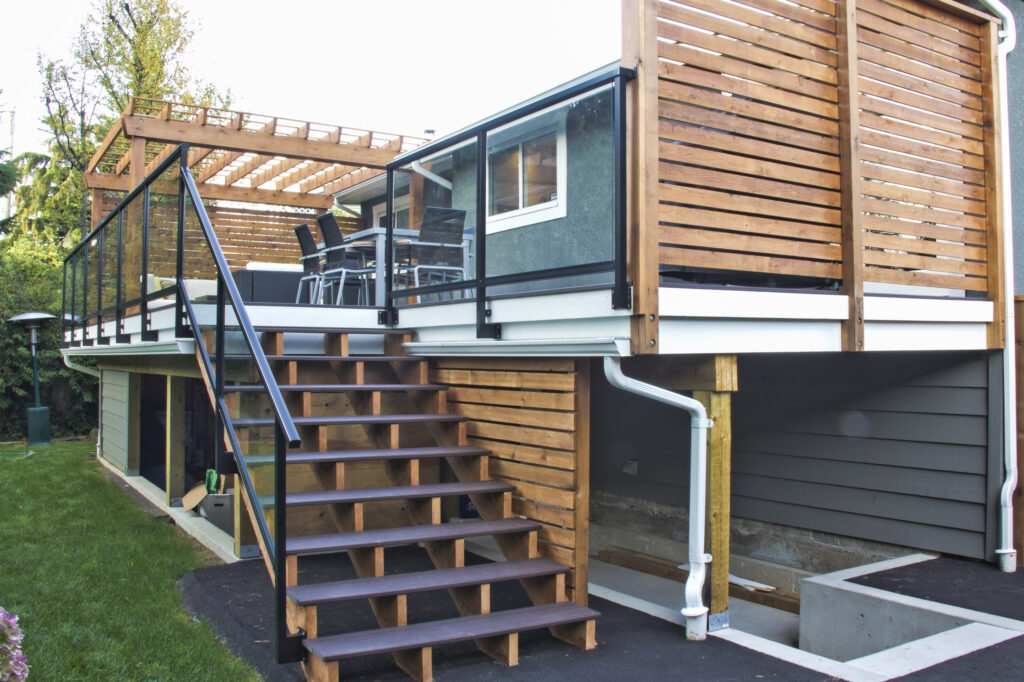 Island Glass & Mirror Balcony Glass Railing Vancouver